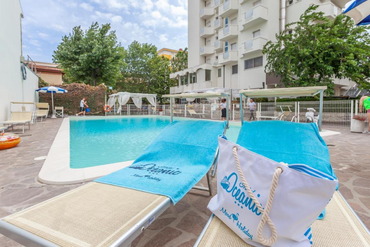 Hotel Oceanic Rimini Esterno foto
